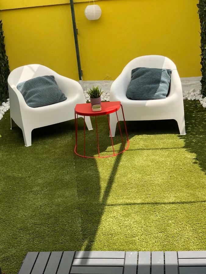 Irides Rooms A Un Passo Dai Parchi Divertimento Lazise Zewnętrze zdjęcie