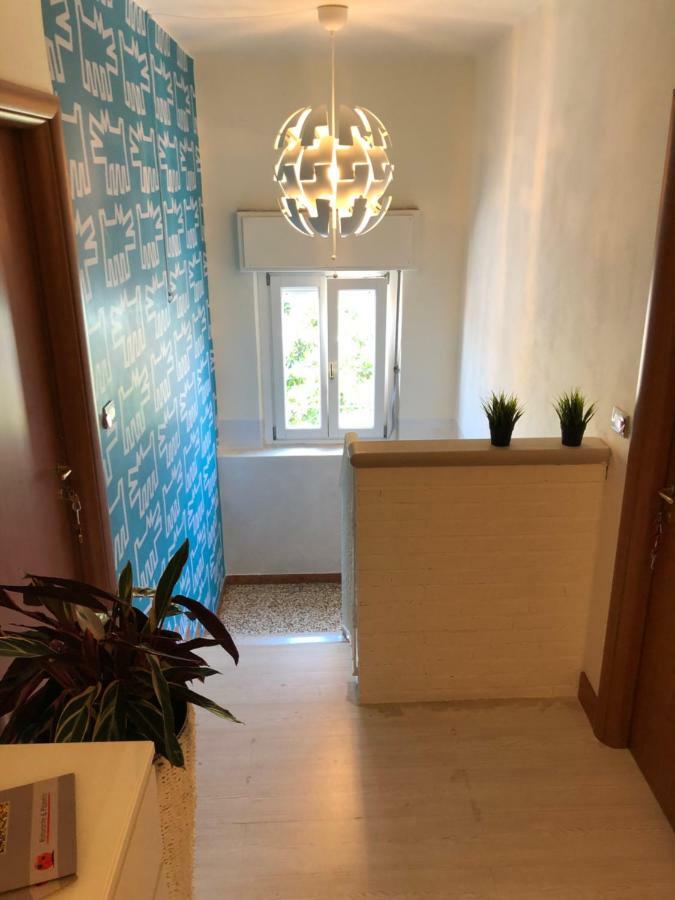 Irides Rooms A Un Passo Dai Parchi Divertimento Lazise Zewnętrze zdjęcie