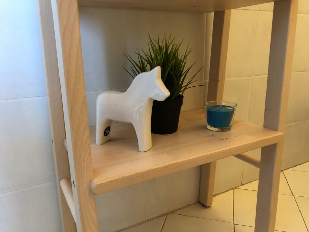 Irides Rooms A Un Passo Dai Parchi Divertimento Lazise Zewnętrze zdjęcie