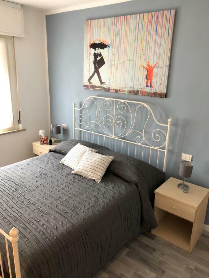 Irides Rooms A Un Passo Dai Parchi Divertimento Lazise Zewnętrze zdjęcie